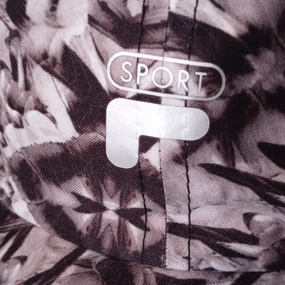 Fila hat - Picture 3 of 4